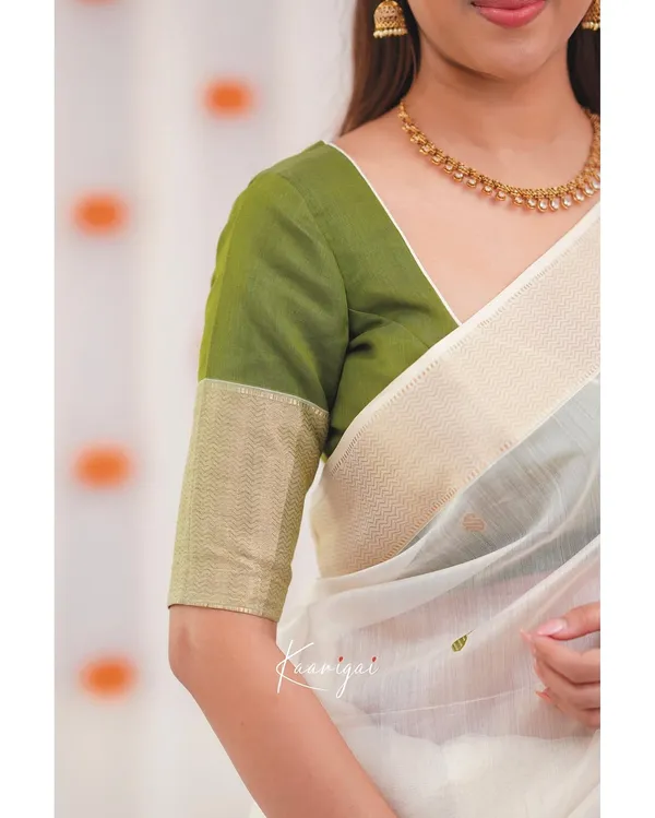 Green_Silk_Jacquard_Saree_For_Women