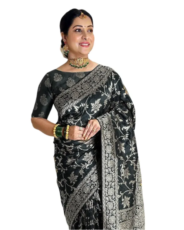 Green_Silk_Jacquard_Saree_For_Women