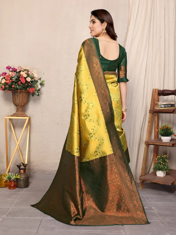 Yellow___Silk_Jacquard_Saree_For_Women