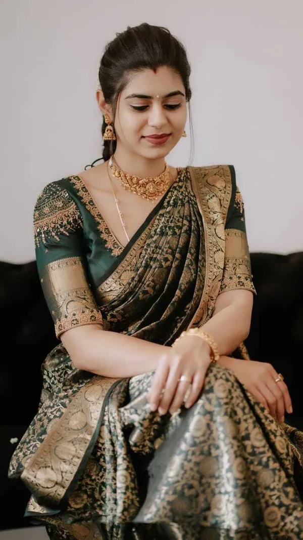 Mehndi___Silk_Jacquard_Saree_For_Women