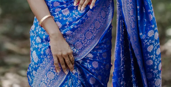 Blue_Silk_Jacquard_Saree_For_Women