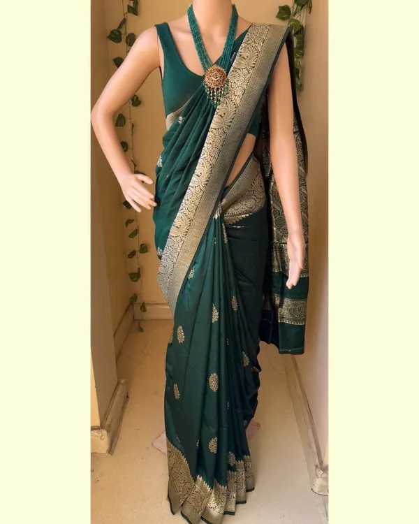 Green___Silk_Jacquard_Saree_For_Women