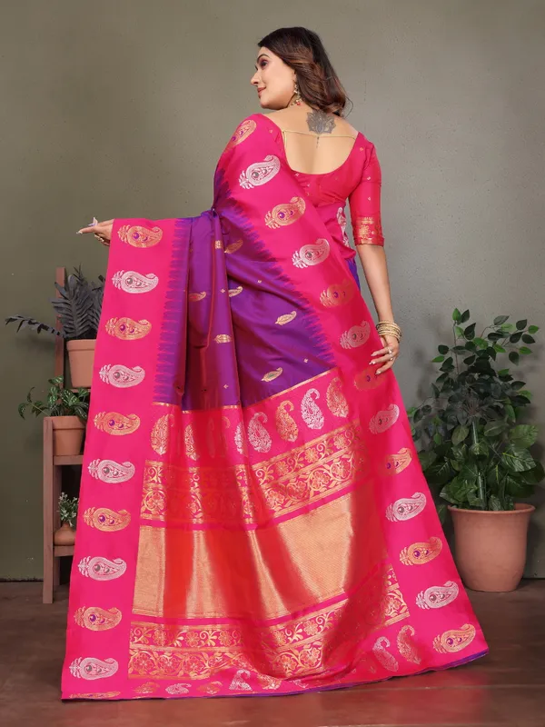 Pink_&_Purple__Glamorous_Silk_Saree_For_Women