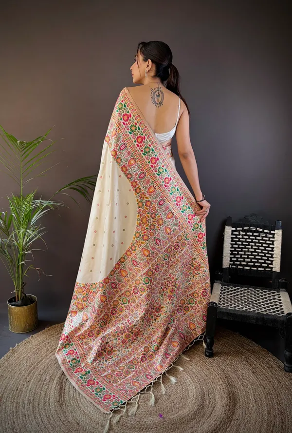 White_Pashmina_Blush_Exquisite_Natural_Beige_Tussar_Silk_Saree_Showcasing_Authentic_Hand-Woven