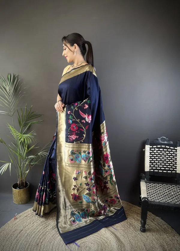 Midnight_Blue_Elora_Woven_Design_Zari_Silk_Blend_Paithani_Saree