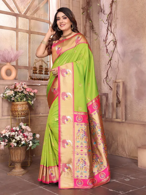Parrot_Green_&_Pink_Banarasi_Silk_Saree_With_Vibrant_Accents_And_Traditional