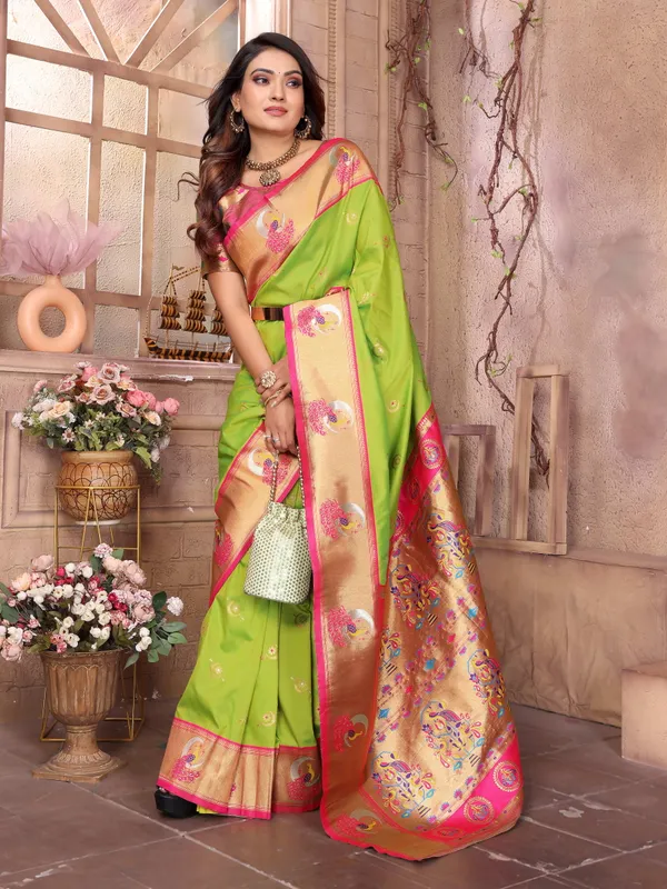 Parrot_Green_&_Pink_Banarasi_Silk_Saree_With_Vibrant_Accents_And_Traditional