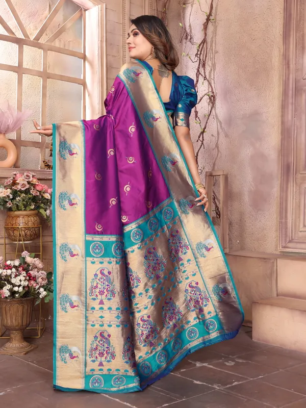 Maroon_&_Royal_Blue_Silk_Saree_With_Traditional_Woven_Zari_Motifs_And_Rich_Pallu
