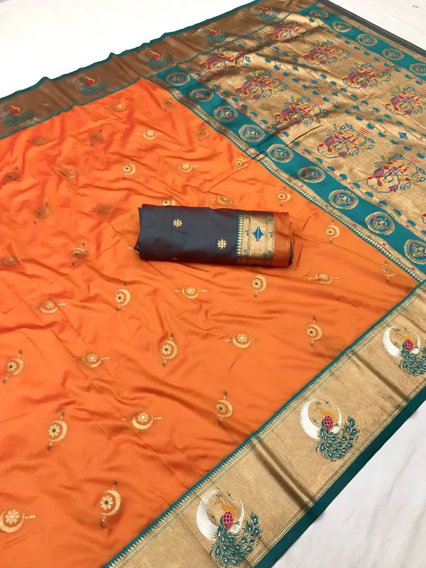 Navy_Blue_&_Ruby_Red_Silk_Saree_With_Traditional_Woven_Zari_Motifs_And_Opulent_Pallu