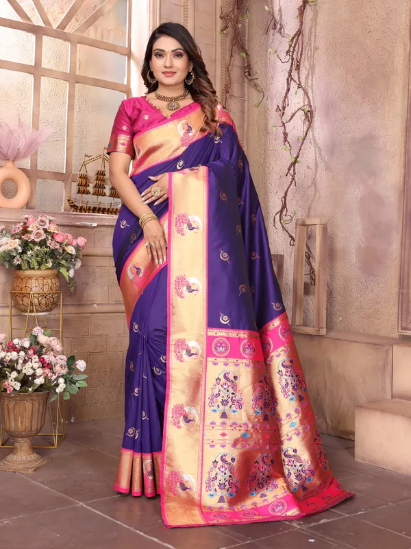 Navy_Blue_&_Crimson_Red_Silk_Saree_With_Traditional_Zari_Woven_Motifs_And_Rich_Pallu