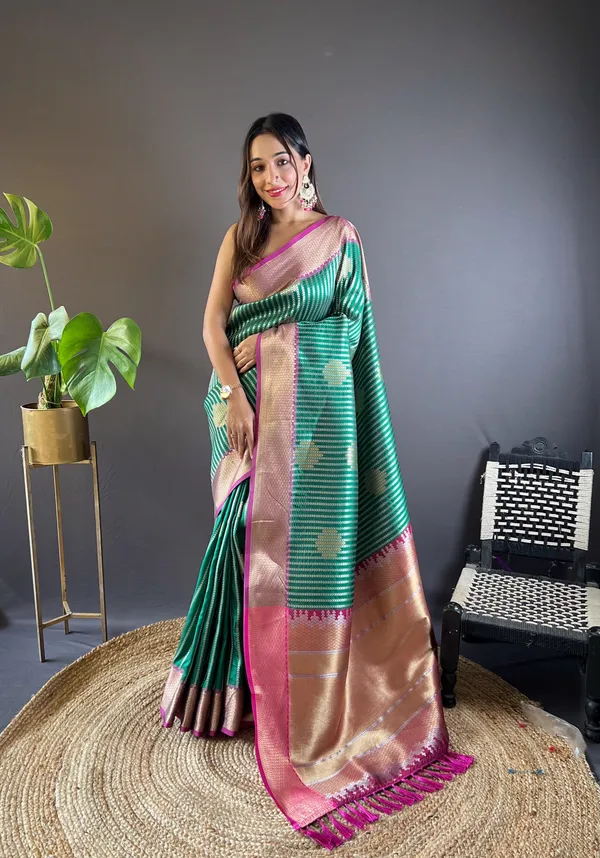 Emerald_Green_Weave_Varanasi_Saree_For_Women
