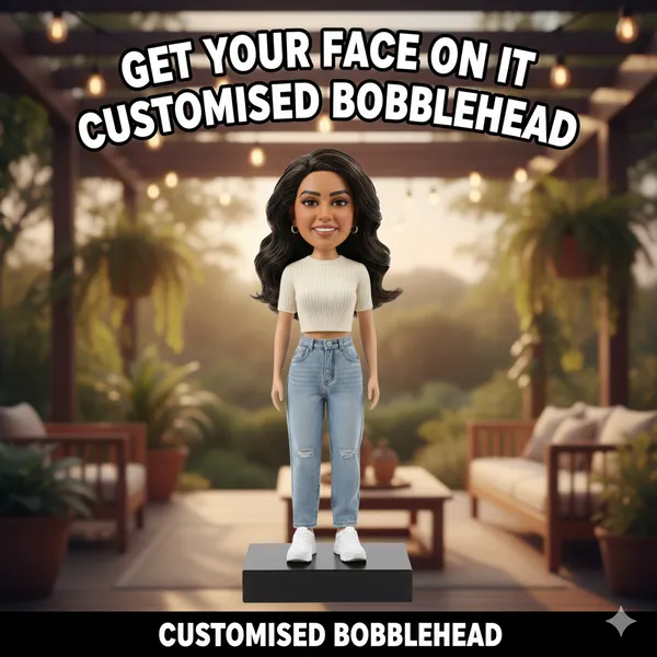 Trendy_Girl_Bobblehead_-_Custom_Face_Figurine