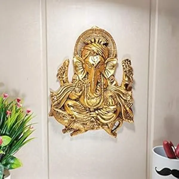 Golden_Metal_Traditional_Novelty_Ganesha_For_Father_S_Day_Diwali_Housewarming_Anniversary