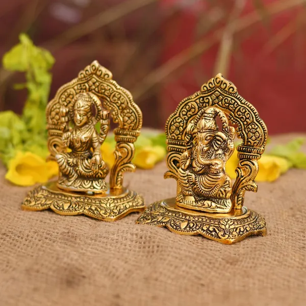 Golden_Metal_Modern_For_Friendship_Day_Grandparents_Day_Diwali_Anniversary_Birthday