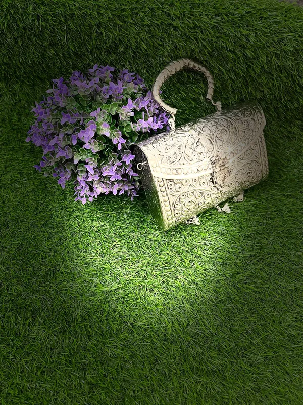 1_pcs_Metal_Hand_Clutch_Purse/Sling_Purse_for_Women_(Silver)
