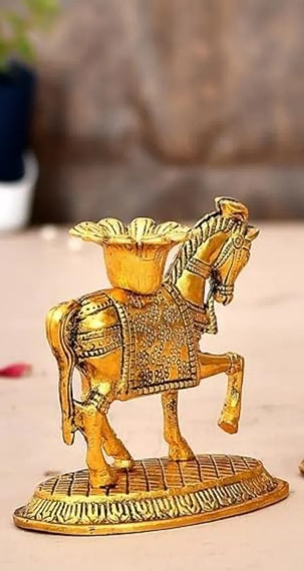 Golden_Metal_Polished_Antique_For_Anniversary