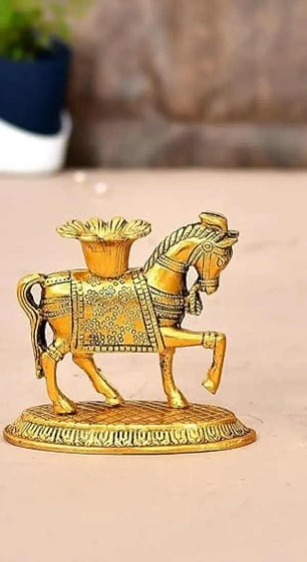 Golden_Metal_Polished_Antique_For_Anniversary