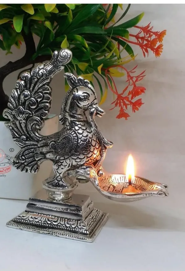 Silver_Metal_Vibrant_Modern_For_Diwali_Mother_S_Day_Anniversary_Birthday
