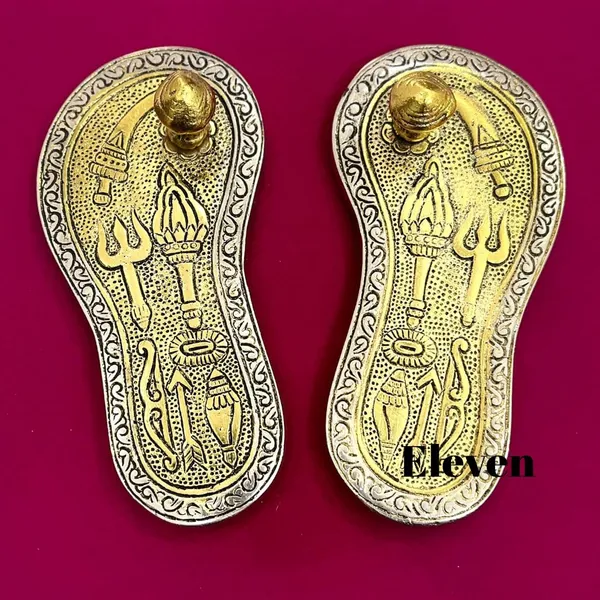 Golden_Brass_Traditional_Novelty_Home_Decor_For_Anniversary_Birthday