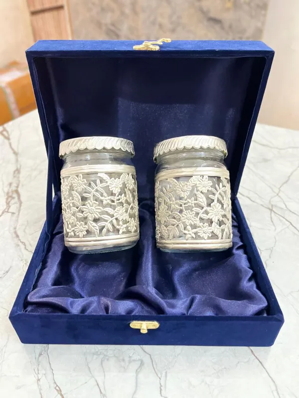 Decorative_Glass_Storage_Jars_with_Antique_Silver_Lids,_Set_of_2,_13cm_x_9cm,_for_Dry_Fruits_and_Wedding_Gifting