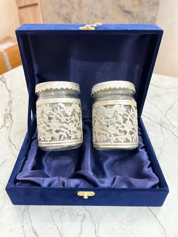 Decorative_Glass_Storage_Jars_with_Antique_Silver_Lids,_Set_of_2,_13cm_x_9cm,_for_Dry_Fruits_and_Wedding_Gifting