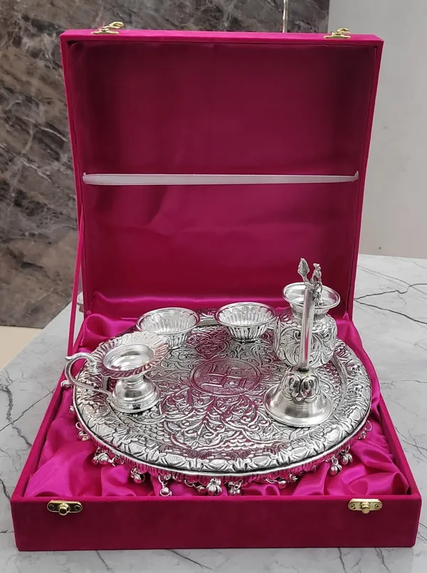 German_Silver_Pooja_Aarti/Thali_(Diameter_11??_set_of_6_items.