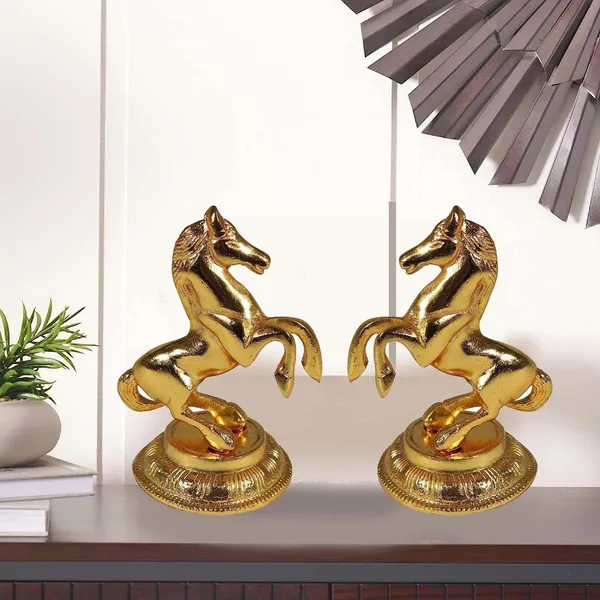 Golden_Metal_Solidmodern_Novelty_Horses_Showpicec_For_Grandparents_Day_Wedding_Diwali_Anniversary