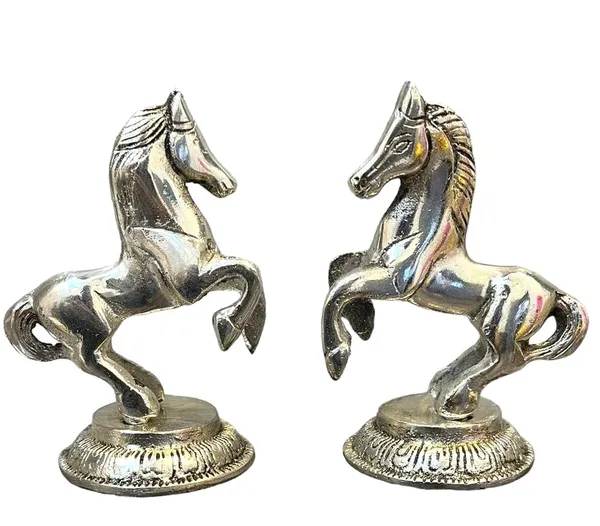 Golden_Metal_Solidmodern_Novelty_Horses_For_Grandparents_Day_Wedding_Diwali_Anniversary