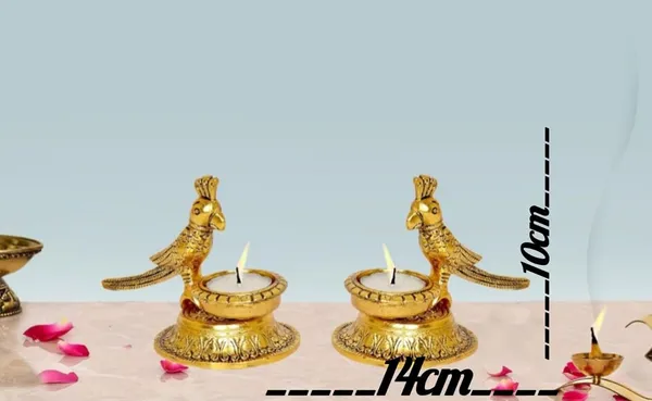 Golden_Metal_Lacquered_Modern_For_Birthday