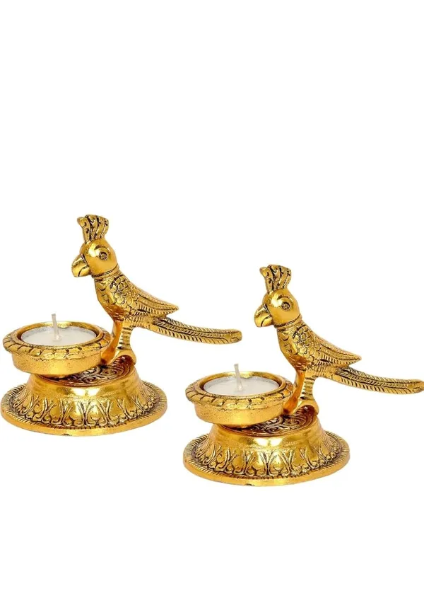 Golden_Metal_Lacquered_Modern_For_Birthday