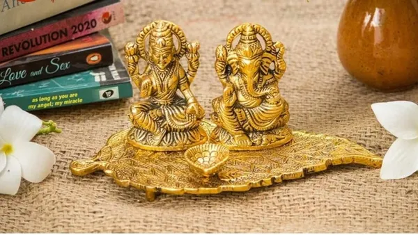 Golden_Metal_Glossy_Modern_Rectangular_Khatu_Shyam_Idol_For_Diwali