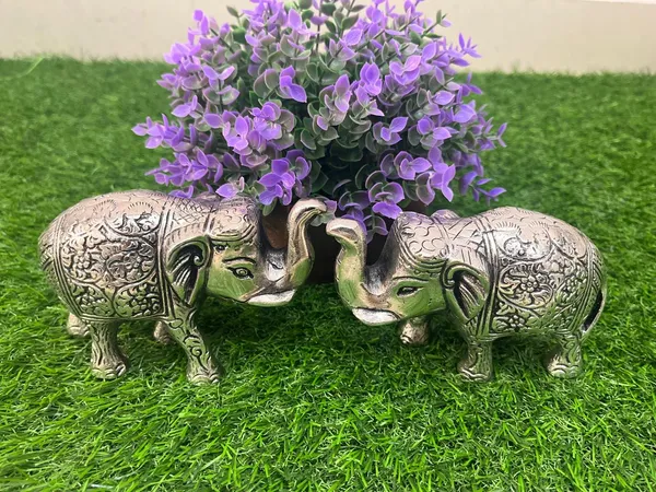 Metal_Elephant_set_4_Inch_For_Fantasy_Showpiece_Decoration