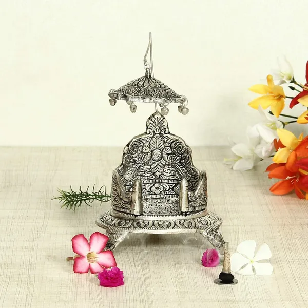 Metal_Laddu_Gopal_Singhasan