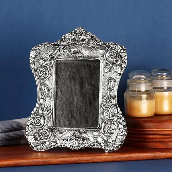 Silver_Glossy_Floralclassic_Rectangular_Photo_Frame_For_Anniversary