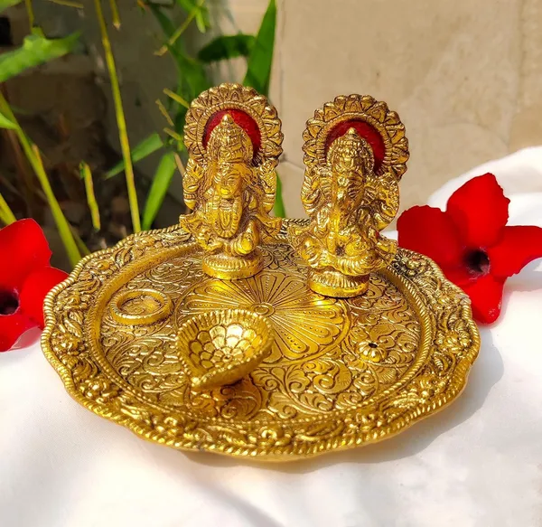 Golden_Metal_Traditional_For_Diwali