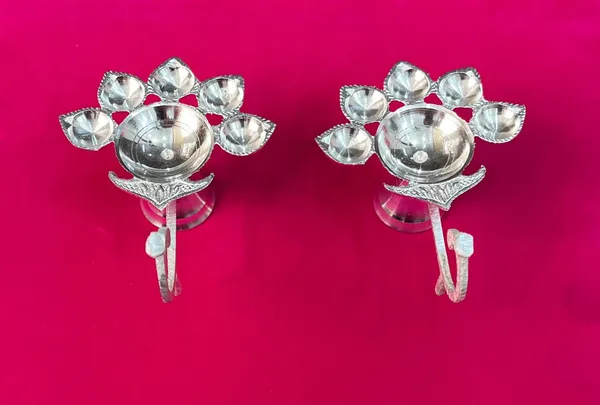 Silver_Plated_PanchAarti_Diya_Pooja_Pooja_Items_for_Home_Temple,_Return_Gift,_Spiritual_Gift_Item