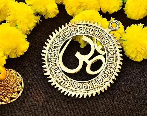 Golden_Art_Deco_Round_For_Anniversary