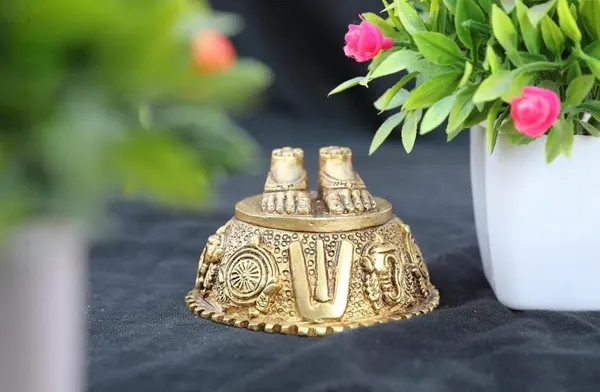 Golden_Metal_Antique_Novelty_For_All_Day