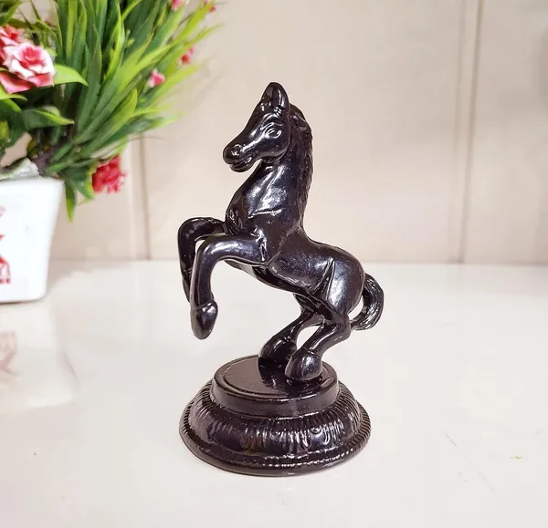 Z-Black_Finish_Jumping_Horse_Metal_Statue_for_Wealth,_Income_and_Bright_Future_&_Table_Top_Figurine_for_Living_Room,_Office_&_Bedroom