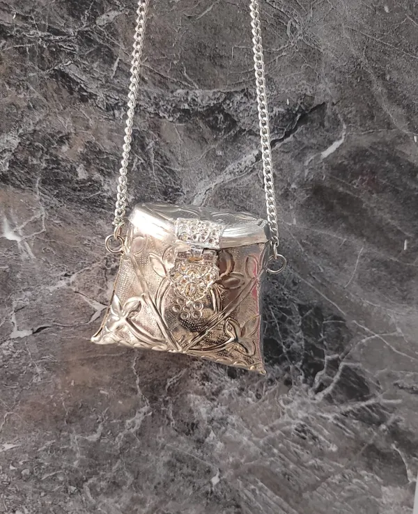 Brass_Ginni_Coin_Pouch_for_Women_&_Girls_(Mini)_Dimension_(9_*_8_*_7cm)