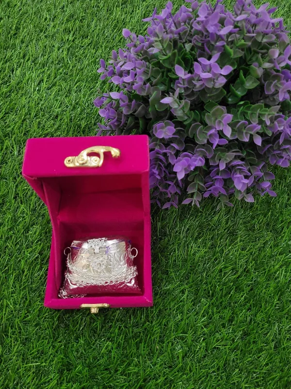 Brass_Ginni_Coin_Pouch_for_Women_&_Girls_(Mini)_Dimension_(9_*_8_*_7cm)