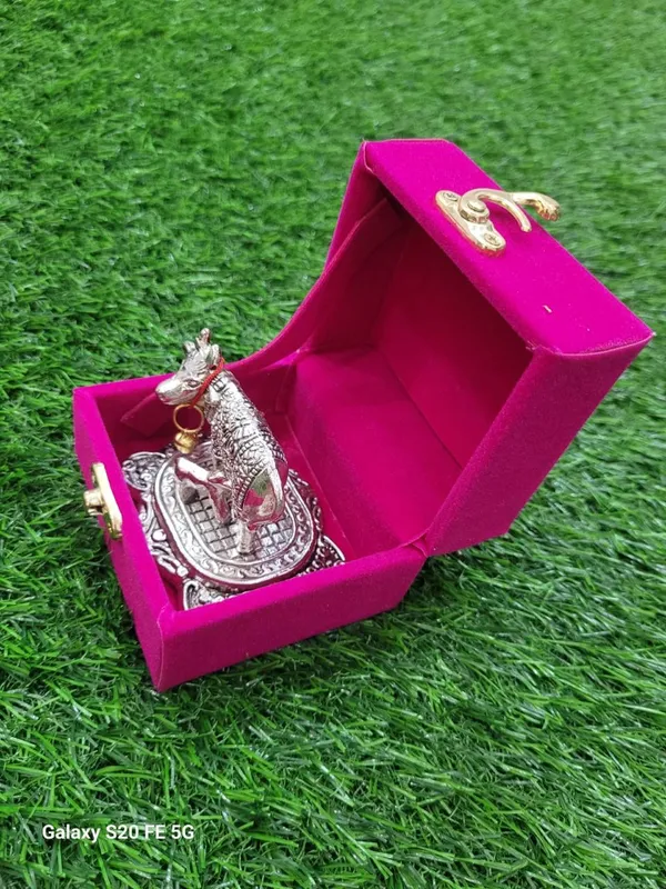 Cow_with_Calf,Vastu_Gau_MATA_Idol,Spiritual_Vastu_Nandi_Pooja_Figurine_Sculpture,Kamdhenu_Cow&Calf_Idol_f