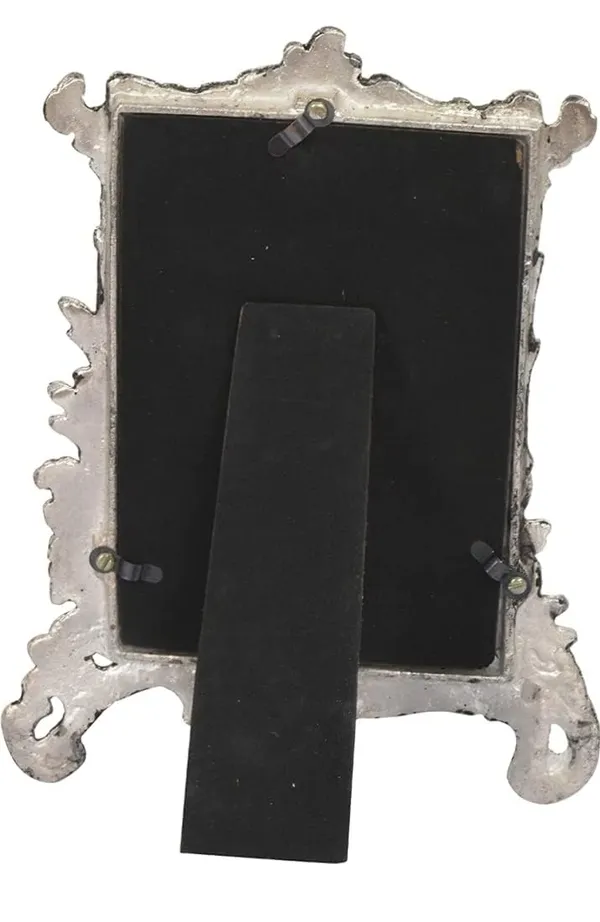 Silver_Glossy_Floralclassic_Rectangular_Photo_Frame_For_Anniversary