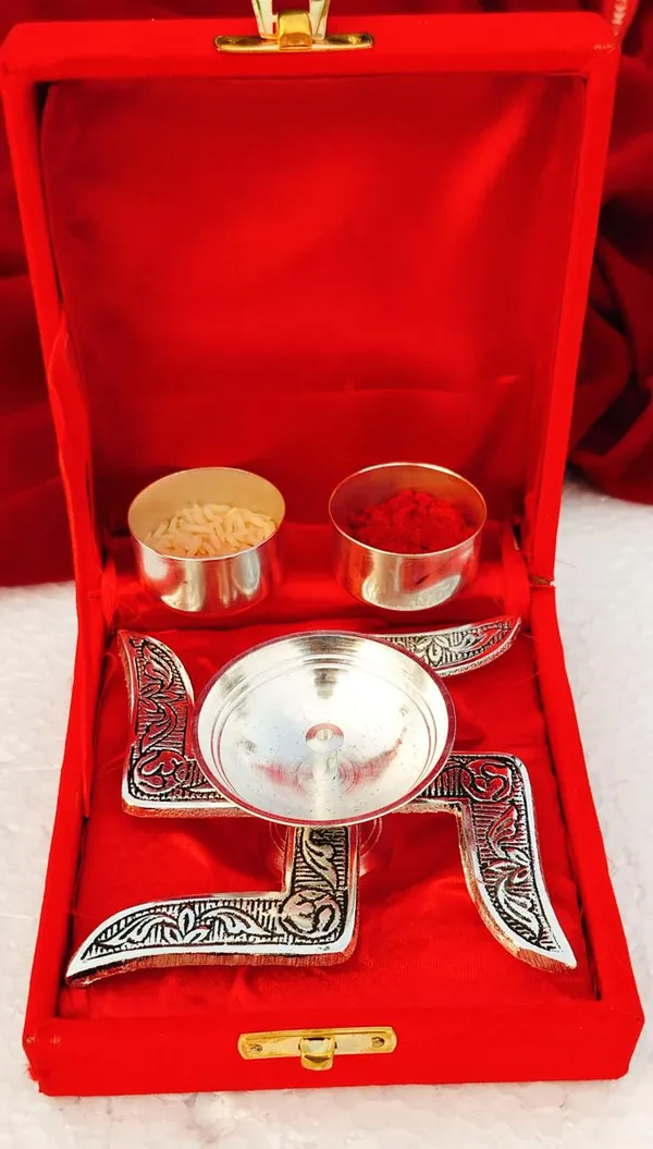 Silver-Toned_Metal_Swastik_Design_Tea_Light_Holder,_Traditional_Engraved_Pattern,Gift_Item