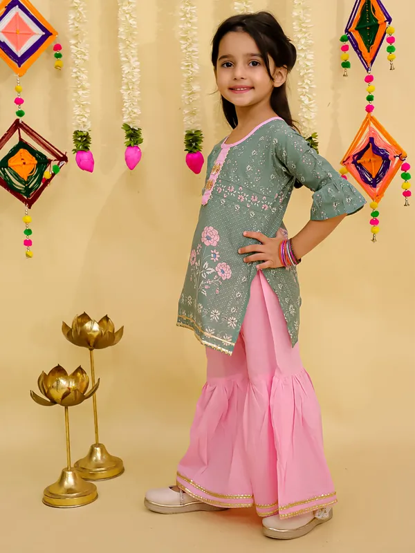Junitos_Pure_Cotton_Woven_Three_Fourth_Sleeves_Floral_Printed_Gota_Lace_Embellished_Kurti_Sharara_Set -Green