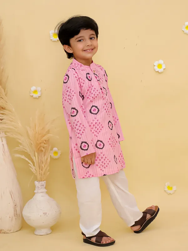Junitos__Cotton_Woven_Full_Sleeves_paisley_Printed__Kurta_Pajama-Pink