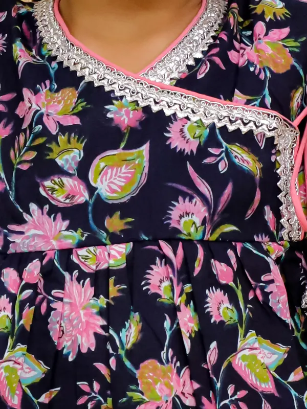 Junitos__Cotton_Woven_Short_Sleeves_paisley__Printed_Gota_Lace_Embellished_Kurti_Dhoti_Set -_Blue