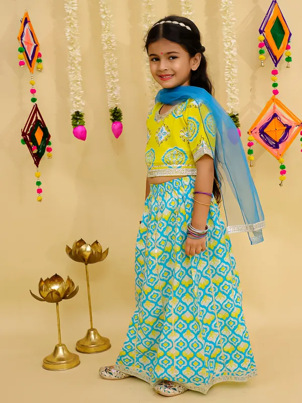 Junitos_Cotton_Woven__Short_Sleeve_Chevron_Printed__Lehenga_Choli_Dupatta_-Blue