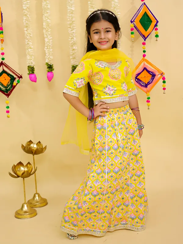 Junitos_Cotton_Woven__Short_Sleeve_Chevron_Printed__Lehenga_Choli_Dupatta_-Yellow
