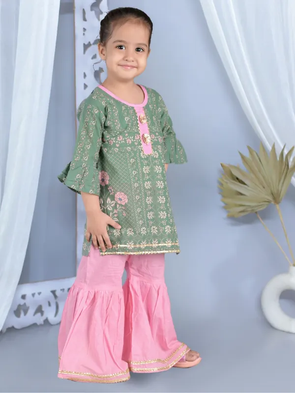 Green_Printed_Straight_Pure_Cotton_Kurti_With_Sharara